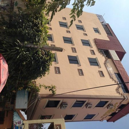 Grand View Guesthouse พนมเปญ ภายนอก รูปภาพ