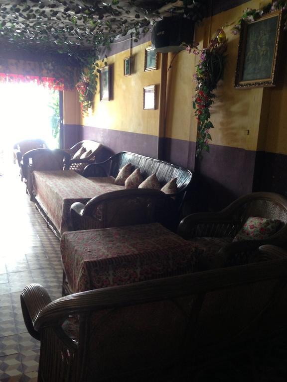 Grand View Guesthouse พนมเปญ ภายนอก รูปภาพ