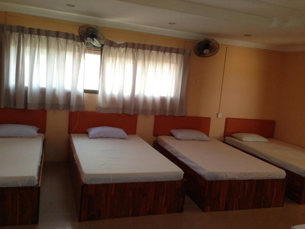 Grand View Guesthouse พนมเปญ ห้อง รูปภาพ