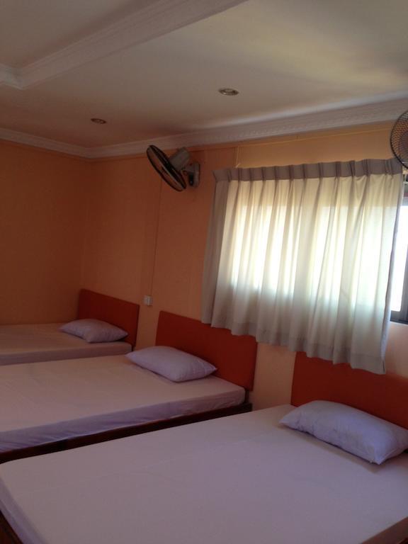 Grand View Guesthouse พนมเปญ ห้อง รูปภาพ